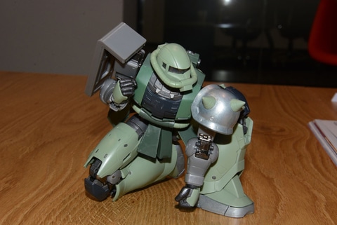 Gffmc ザク シャア専用機 開発者インタビュー Hobby Watch