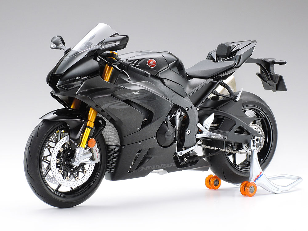 タミヤのプラモデル 1 12 Honda Cbr1000rr R Fireblade Sp の発売日が8月1日に決定 Hobby Watch