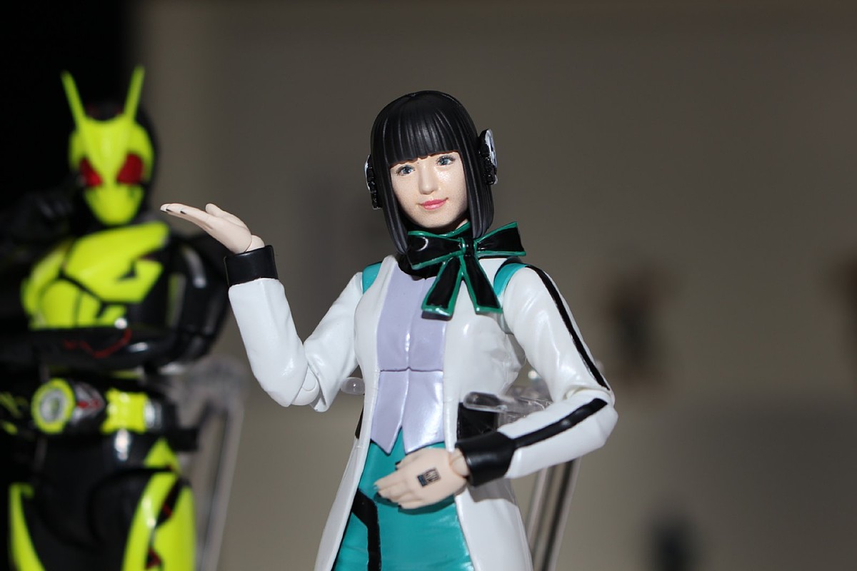 特別企画 魂フィーチャーズ フル可動のイズがあなたの秘書に S H Figuarts イズ デジタル彩色によって表現された癒しの微笑と イメージを壊さない可動が魅力 Hobby Watch