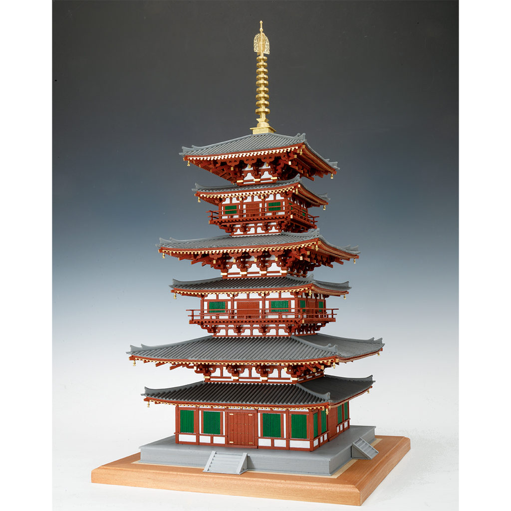 奈良の薬師寺西塔を1/75スケールで再現。ウッディジョーより精密木製