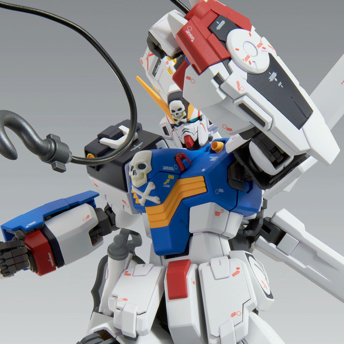 この瞬間を待っていたんだーっ！「MG 1/100 クロスボーン・ガンダム