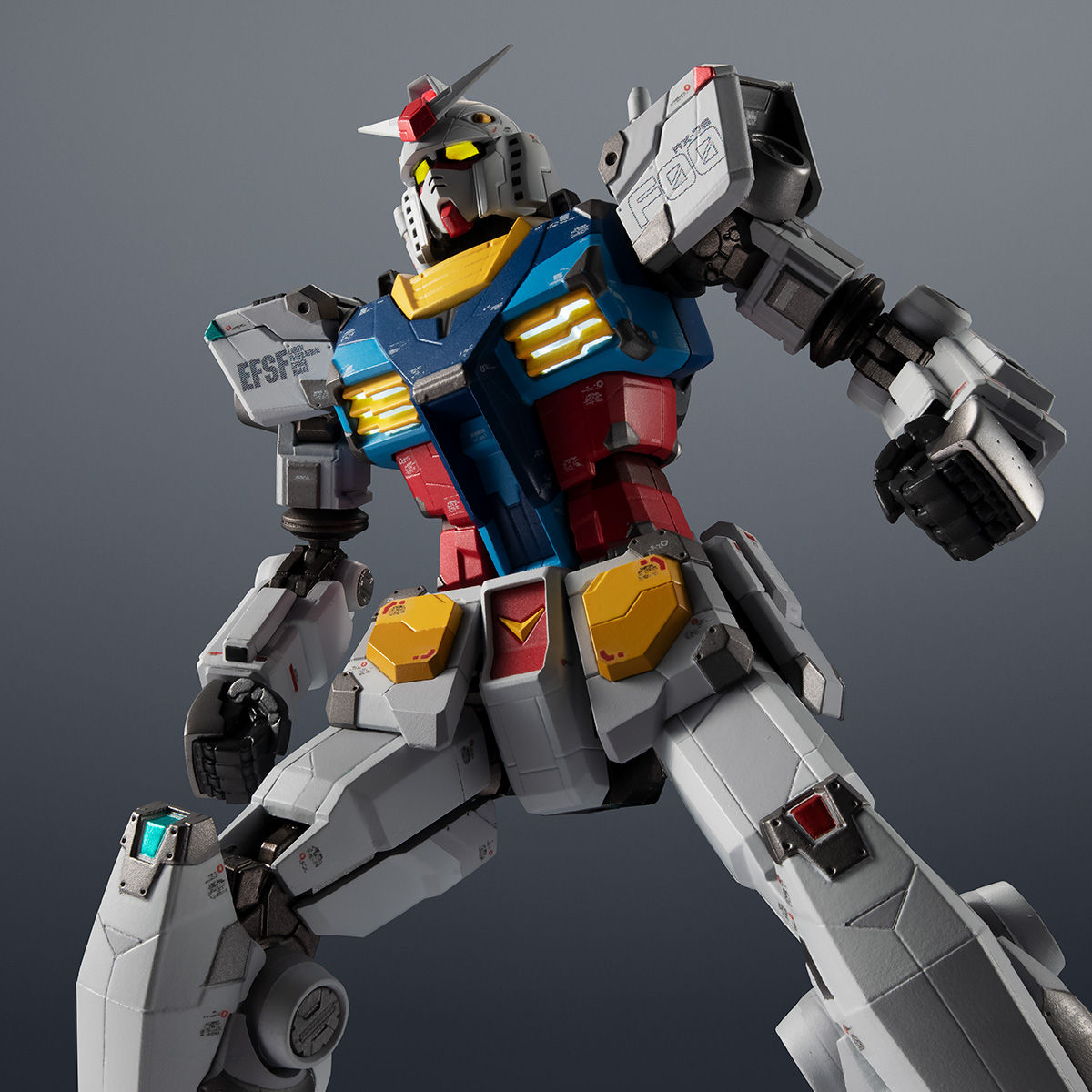 GUNDAM FACTORY YOKOHAMA｣で販売されているガンプラ、超合金などが