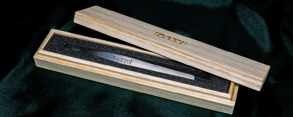 【極美品】KATO 28-740 特殊ピンセット (極小部品組付用) 木箱入り 門外不出解禁！ 鉄道模型組み立て専用ピンセット「特殊ピンセット