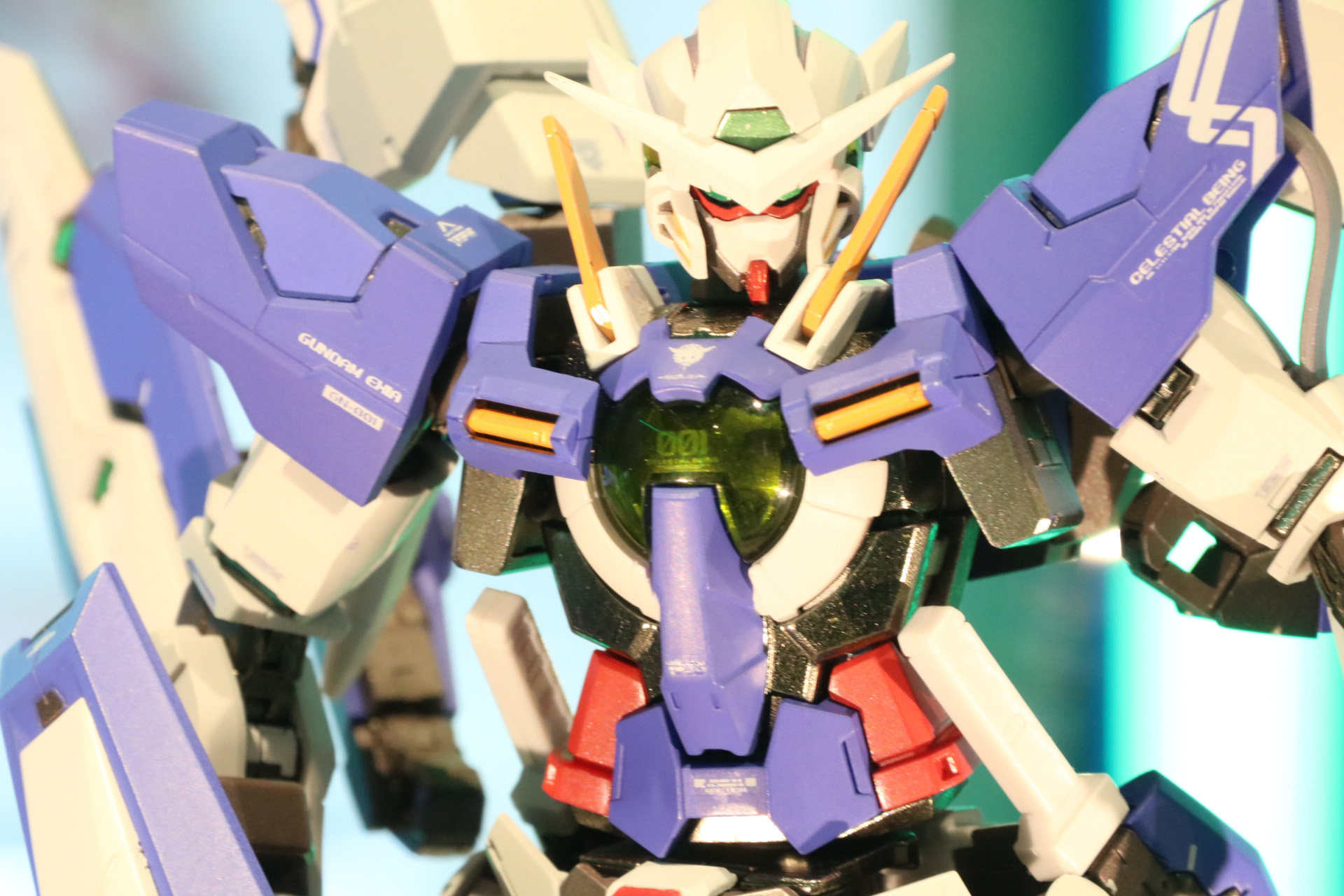 GUNDAM FIGURES LIVE!!! 特別展示】「METAL BUILD ガンダムデヴァイズエクシア」の試作品が展示。新装備をお披露目 -  HOBBY Watch