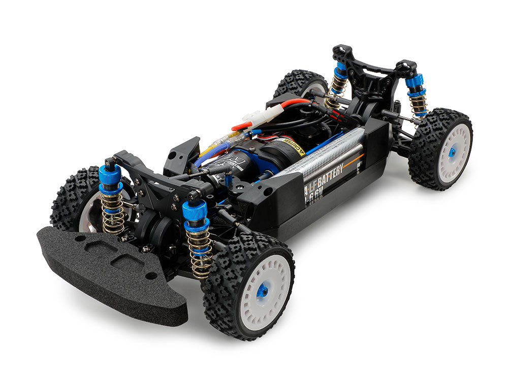 豪快なラリー走行も楽しめるシャフトドライブ4WDシャーシ「1/10RC XV