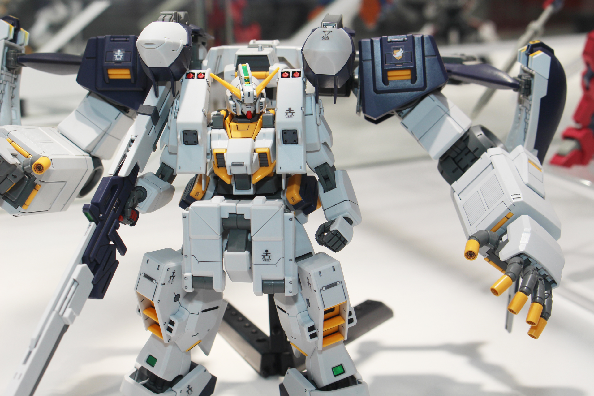 ＨＧ 1/144 ガンダムTR-1［ヘイズル・アウスラ］ギガンティック