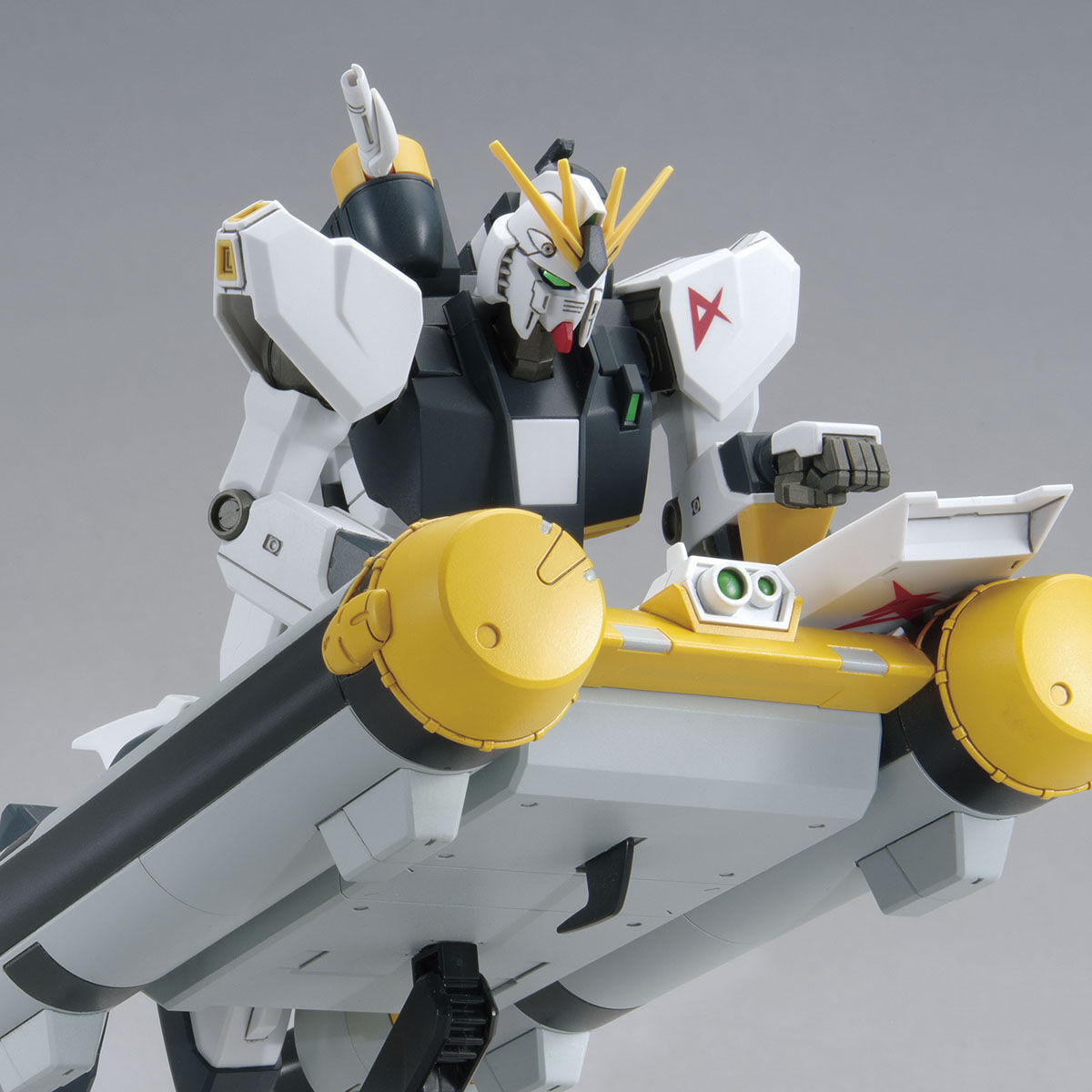 RG νガンダム 全塗装完成品 ブースターベッド付※台座は付属しません νガンダム」を乗せた状態も再現可能。「HG 1/144 νガンダム用