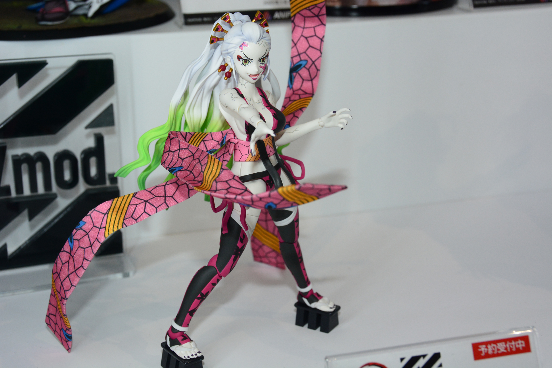 ワンホビg 帯にワイヤーを仕込んだ Buzzmod 堕姫 など 様々なシチュエーションの 鬼滅の刃 フィギュア Hobby Watch