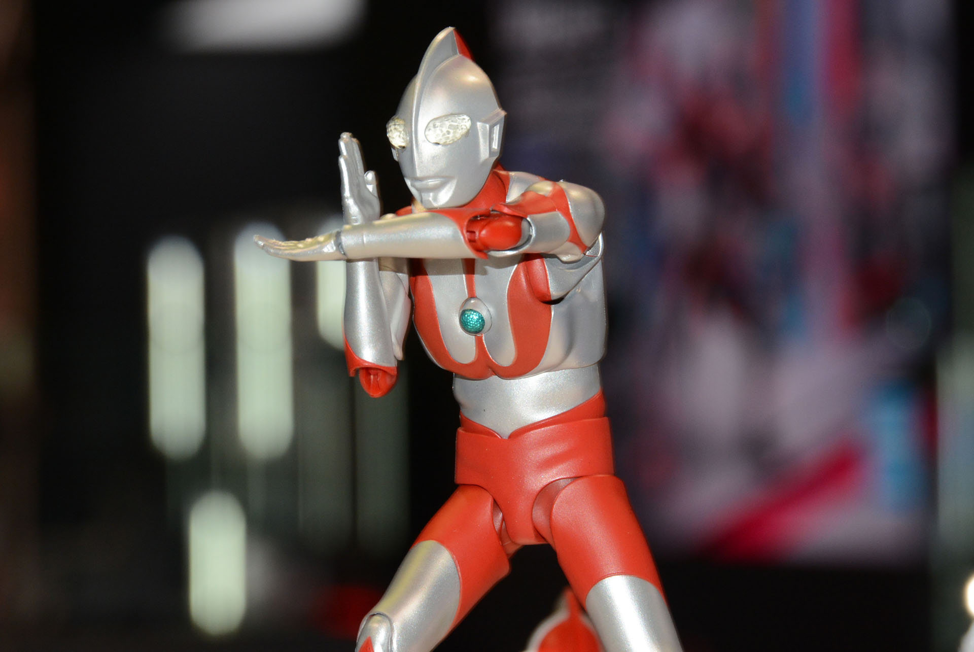 新品未開封 S H Figuarts 真骨彫製法 ウルトラマン/S H Figuarts ゼットン-