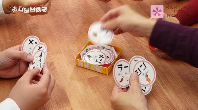 タンやメン札を早出しして中華を盛るカードゲーム「音速飯店」が10月発売 HOBBY Watch