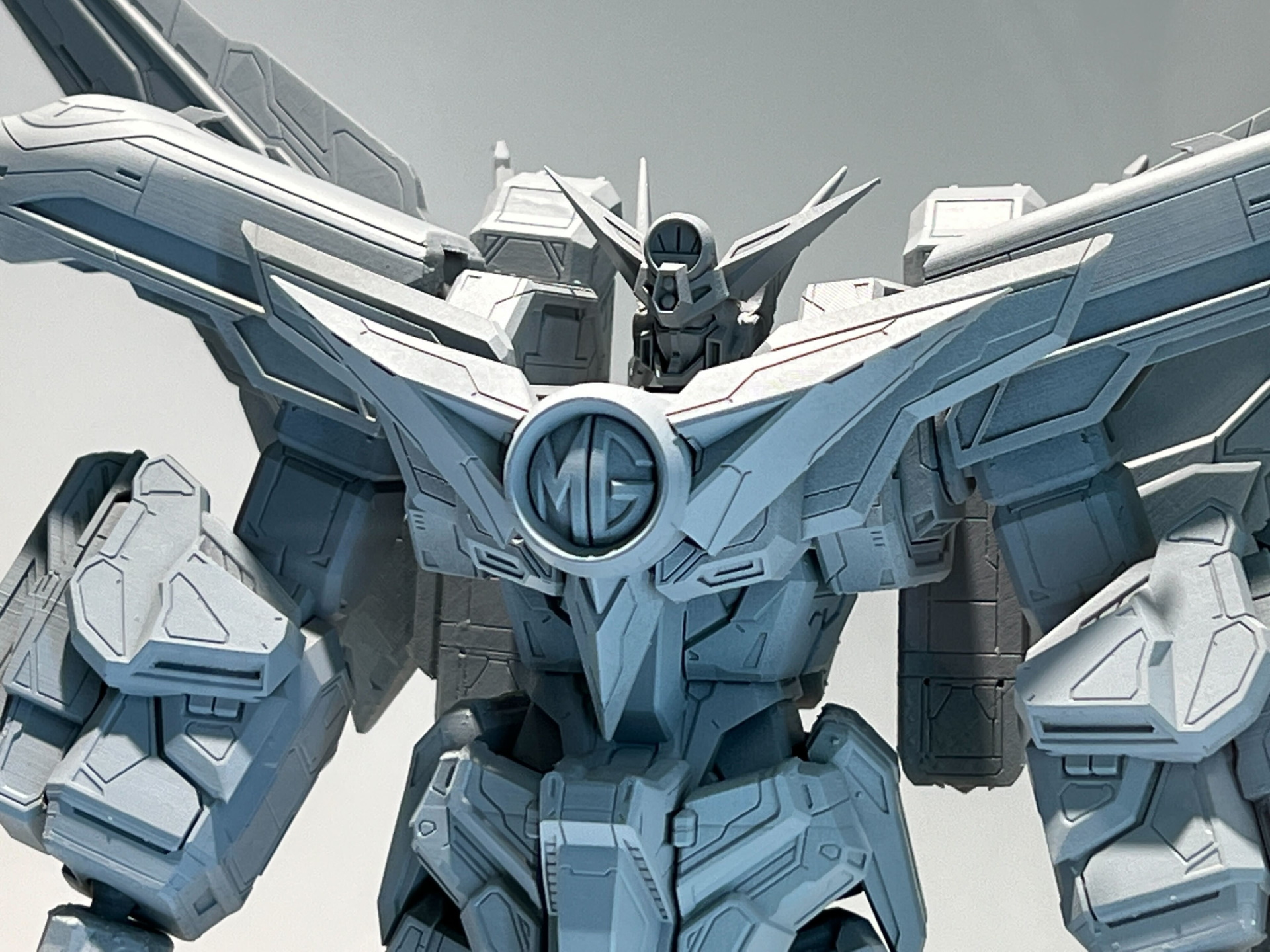 グレートマイトガイン」がAMAKUNIよりフィギュア化！ 原型が展示中