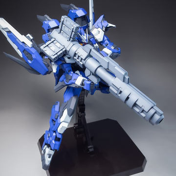 機甲界ガリアン」より主人公メカ「ガリアン」が1/72スケールでプラモ化