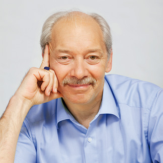 訃報】ボードゲーム「カタン」のデザイナー、クラウス・トイバー氏が4