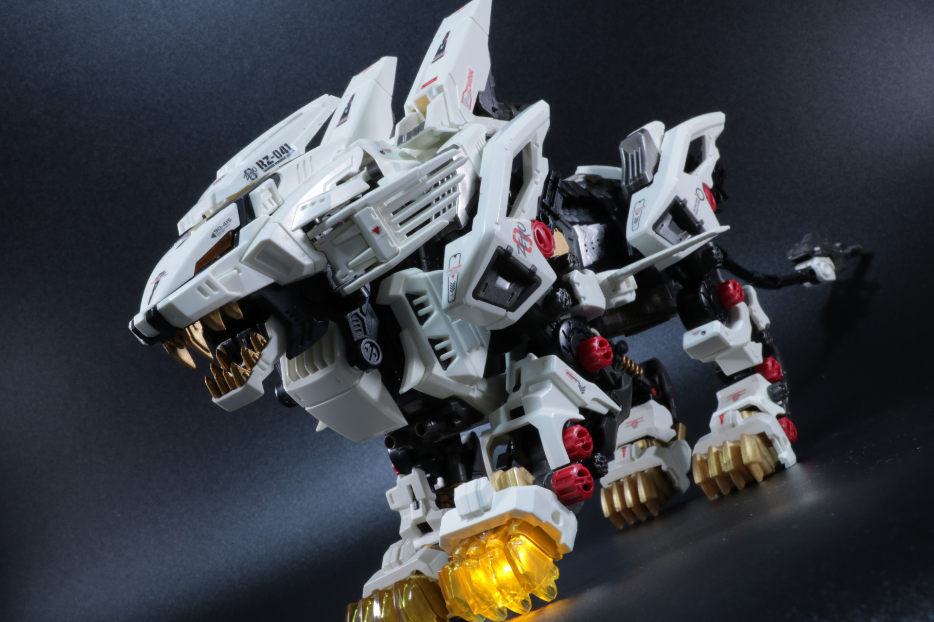 新品プラモデル ZOIDS AZ-02 ライガーゼロ 「ZOIDS ゾイド40th