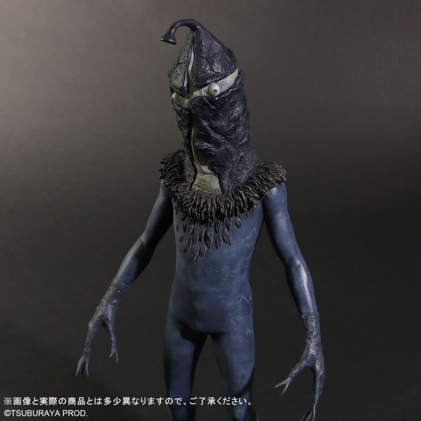 顔が発光! 「ウルトラQ」の不気味なケムール人が、全高34cmの巨大フィギュアで登場、予約受付締切間近！ - HOBBY Watch