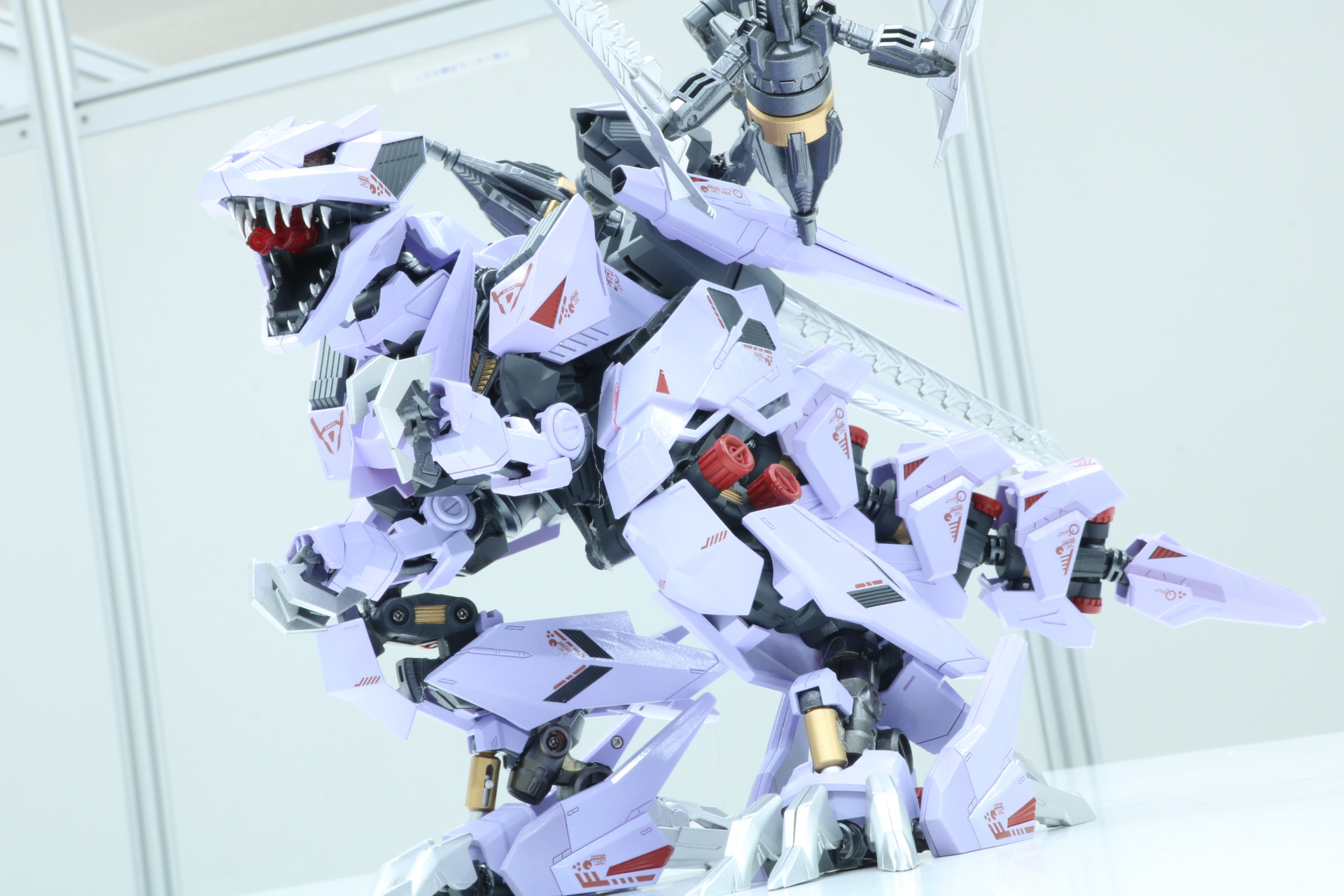 インタビュー】ゾイド「アダマスマキナ AMZ-01 バーサークフューラー