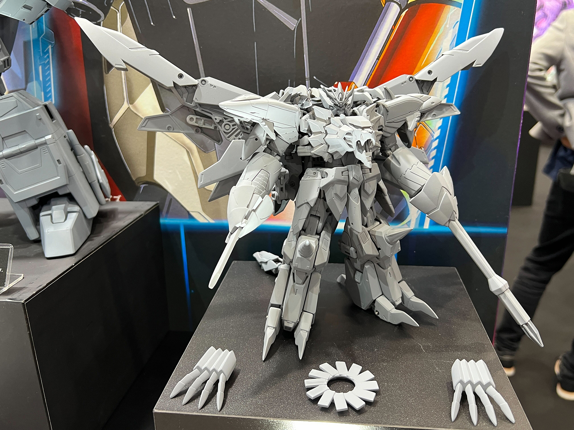 タカラトミー「トイライズ」より「ジェネシックガオガイガー」や