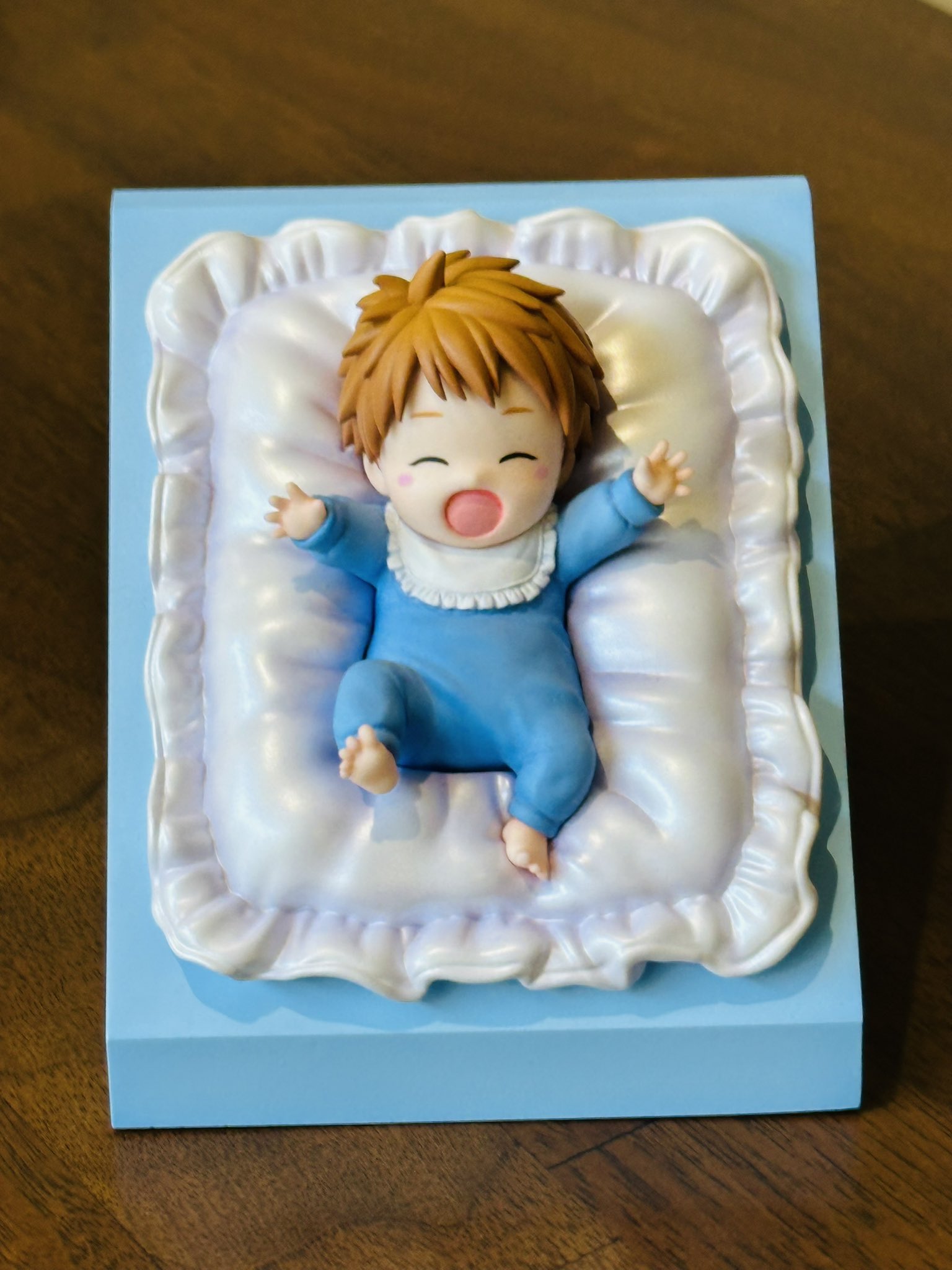 漫画家・矢吹健太朗氏が世界に1つだけの「赤ちゃんリト」フィギュアを