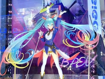 ガンダム45周年×初音ミク まとめ売り 歌います！「ガンダム」45周年×「初音ミク」コラボグッズが