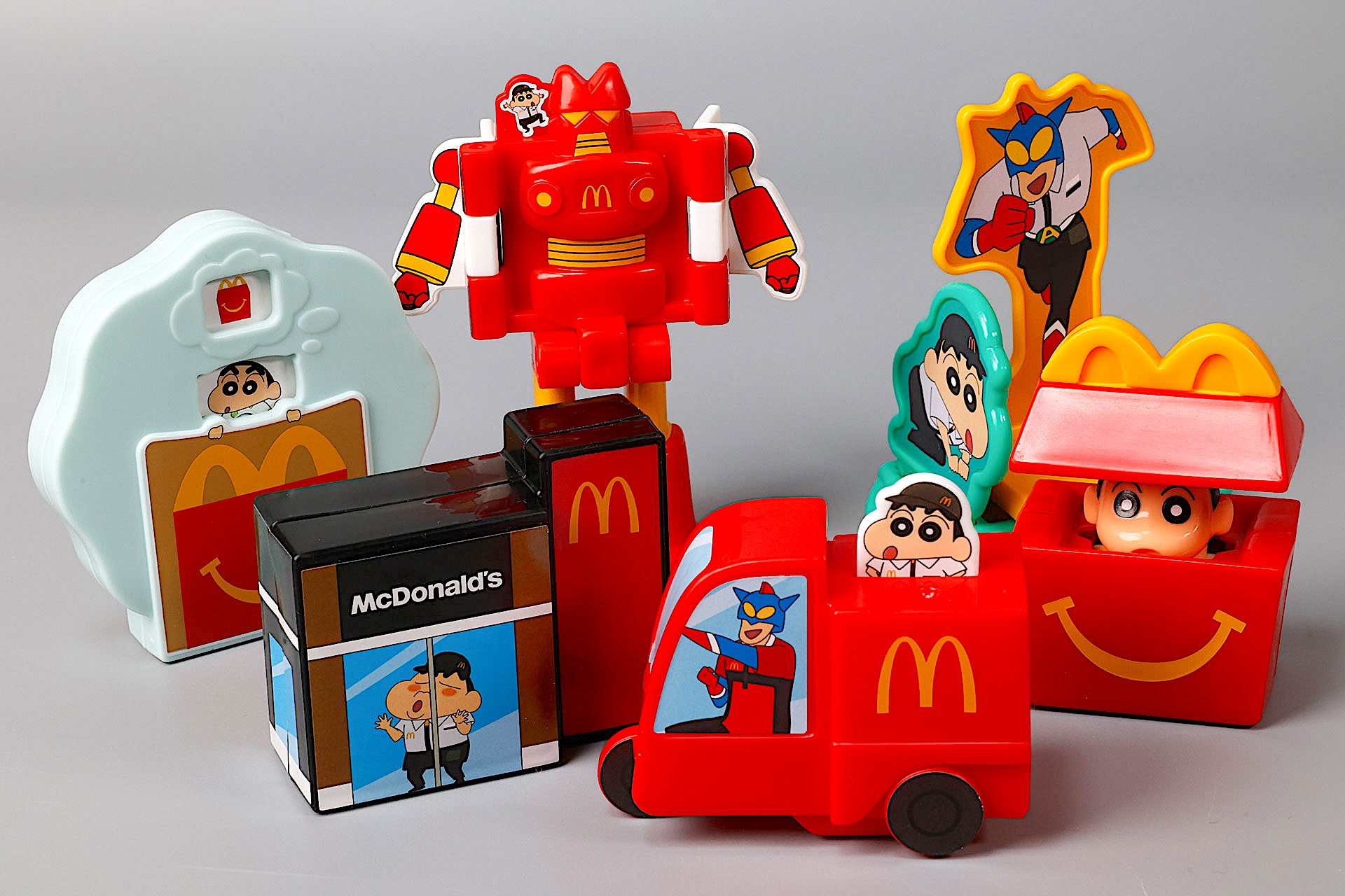 特別企画】ハッピーセット「クレヨンしんちゃん」を一足先に遊んでみた