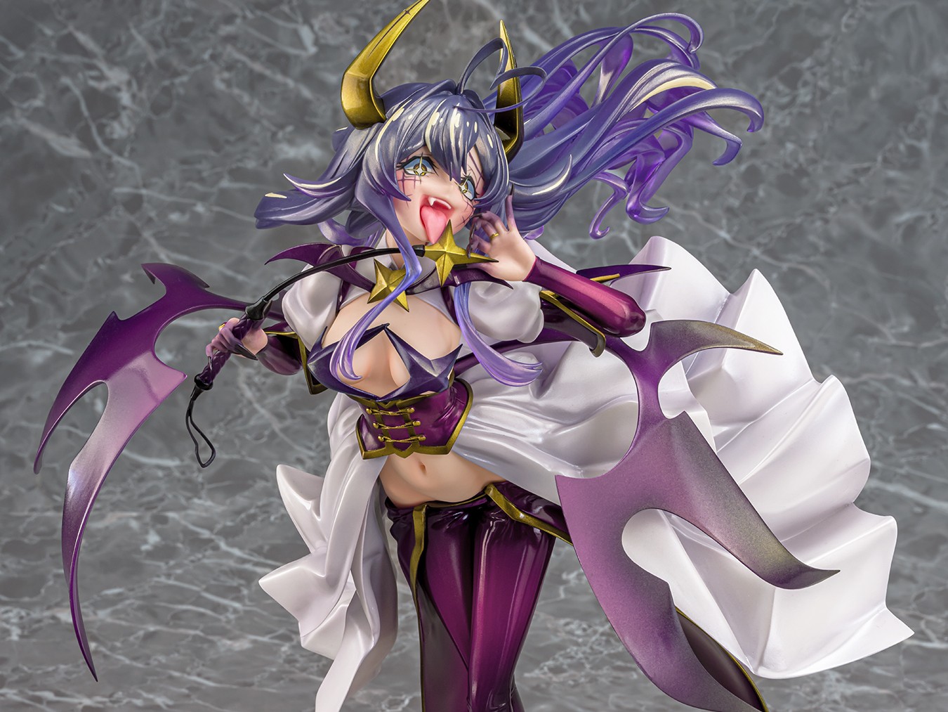 魔法少女にあこがれて」より「マジアベーゼ 第二形態」の1/7スケール