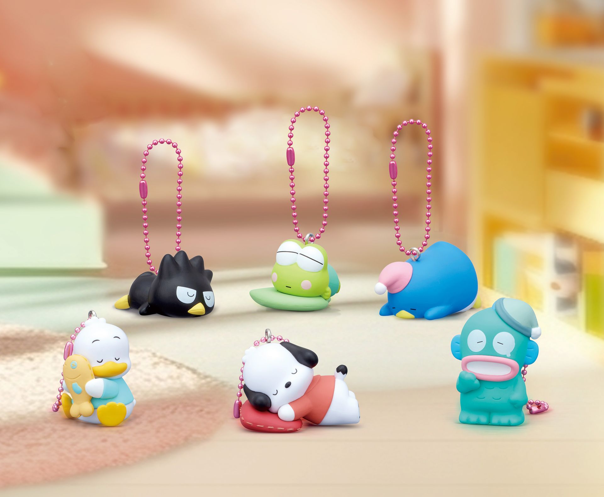 ガチャ「はぴだんぶい すやすやフィギュアチャーム」5月発売