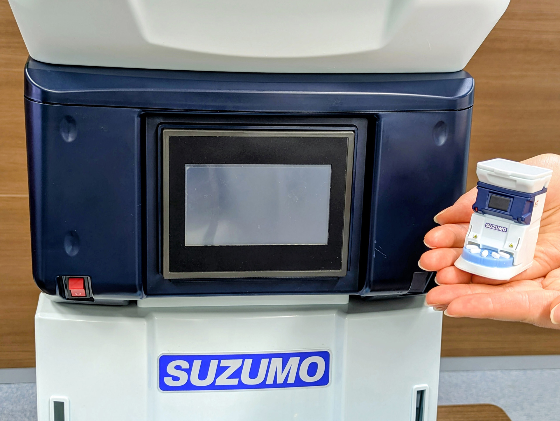 SUZUMO×トイズキャビンのコラボカプセルトイ第2弾「1/10 SUZUMO 寿司