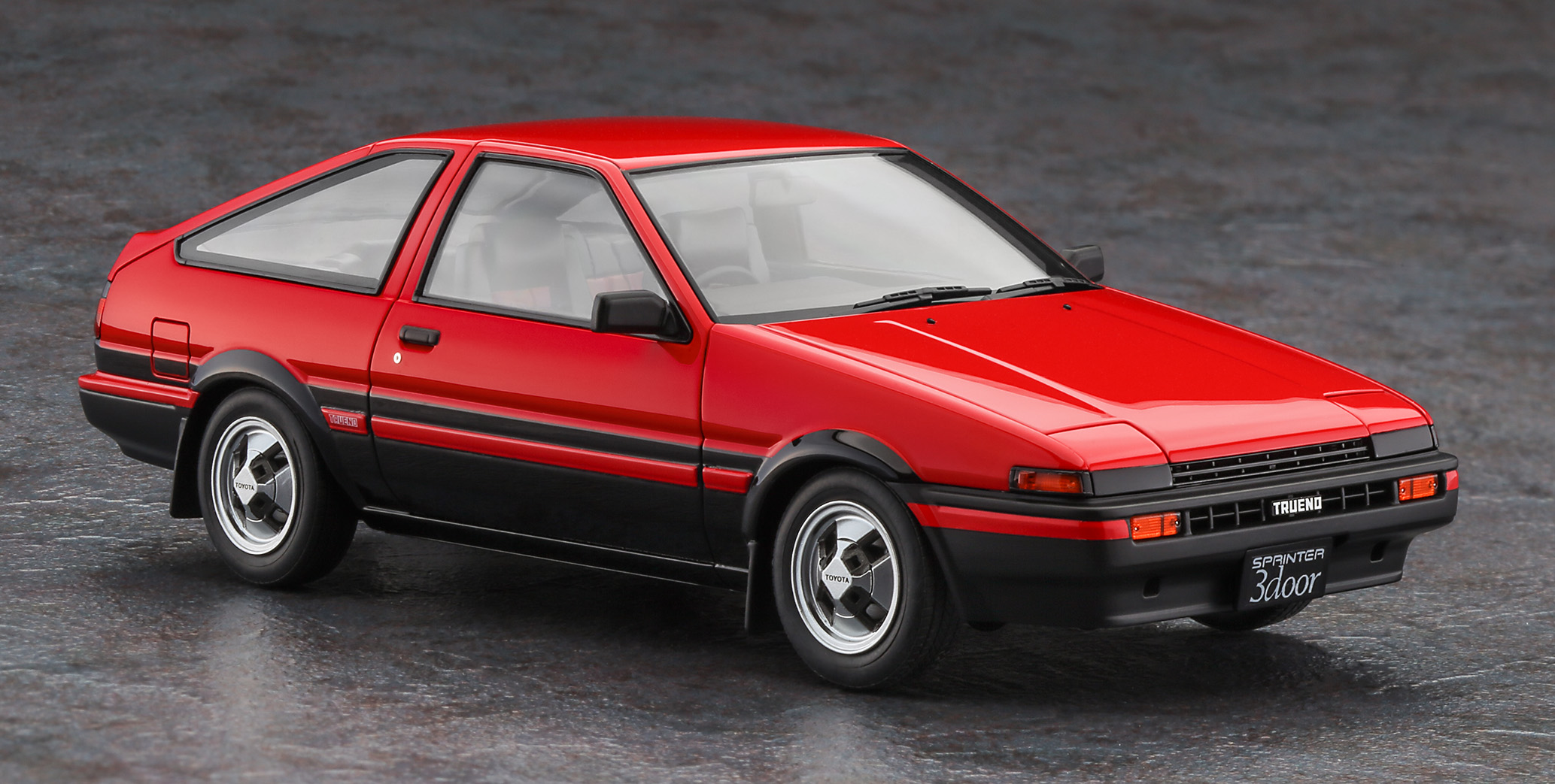 ホットワークス 1/24 トヨタ スプリンター トレノ AE86 1983 赤 ハセガワ、プラモデル「トヨタ スプリンター トレノ AE86 GT APEX 前期