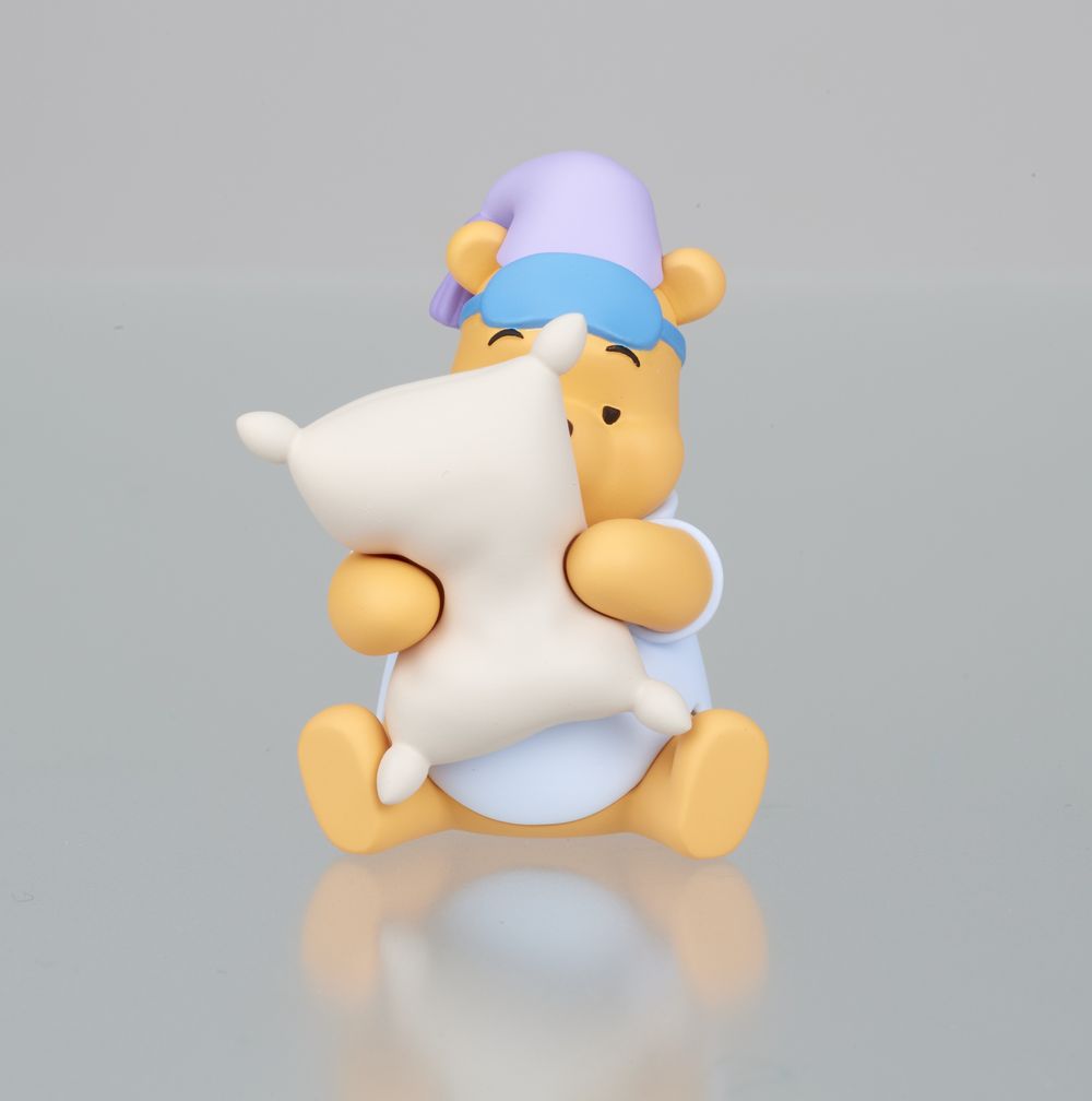 いろんなコスチュームのプーがかくれんぼ！ ガチャ「くまのプーさん
