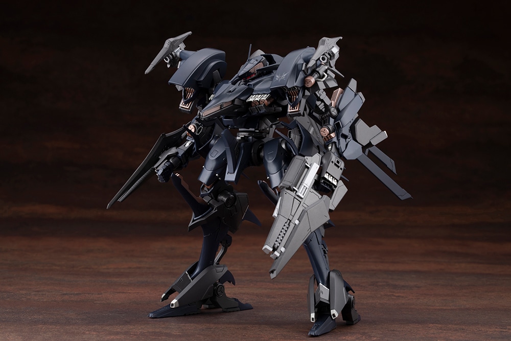 「ARMORED CORE 4」よりプラモデル「レイレナード 03-AALIYAH オルレア」本日発売！