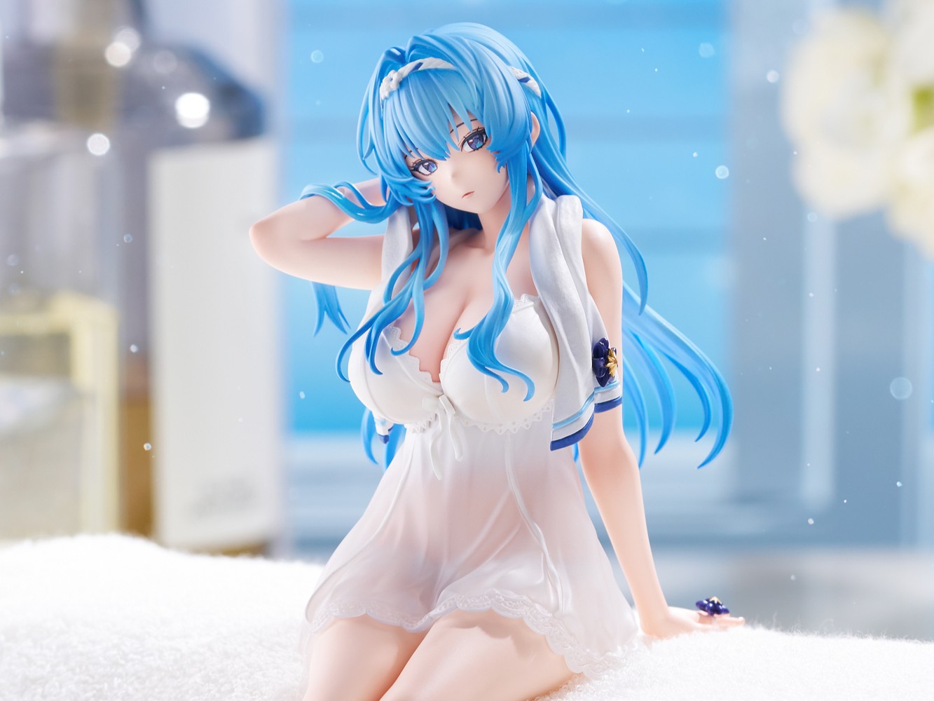 「勝利の女神：NIKKE」よりお風呂上りのヘルムがフリューのプライズ「ぬーどるストッパーフィギュア」に登場決定！12月ごろ展開予定