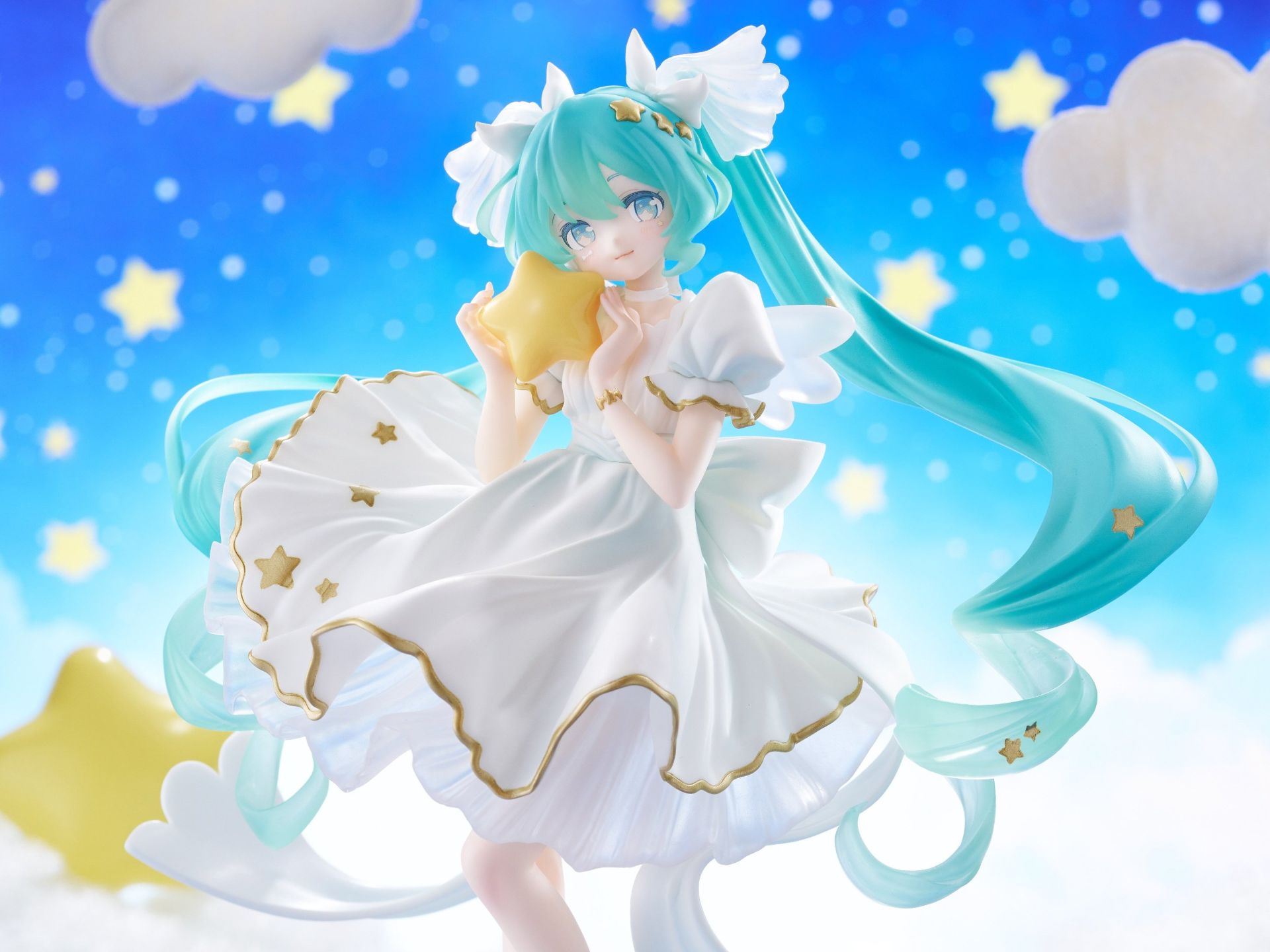絹谷ゆたか氏が描き下した「初音ミク Birthday2026 フィギュア Star