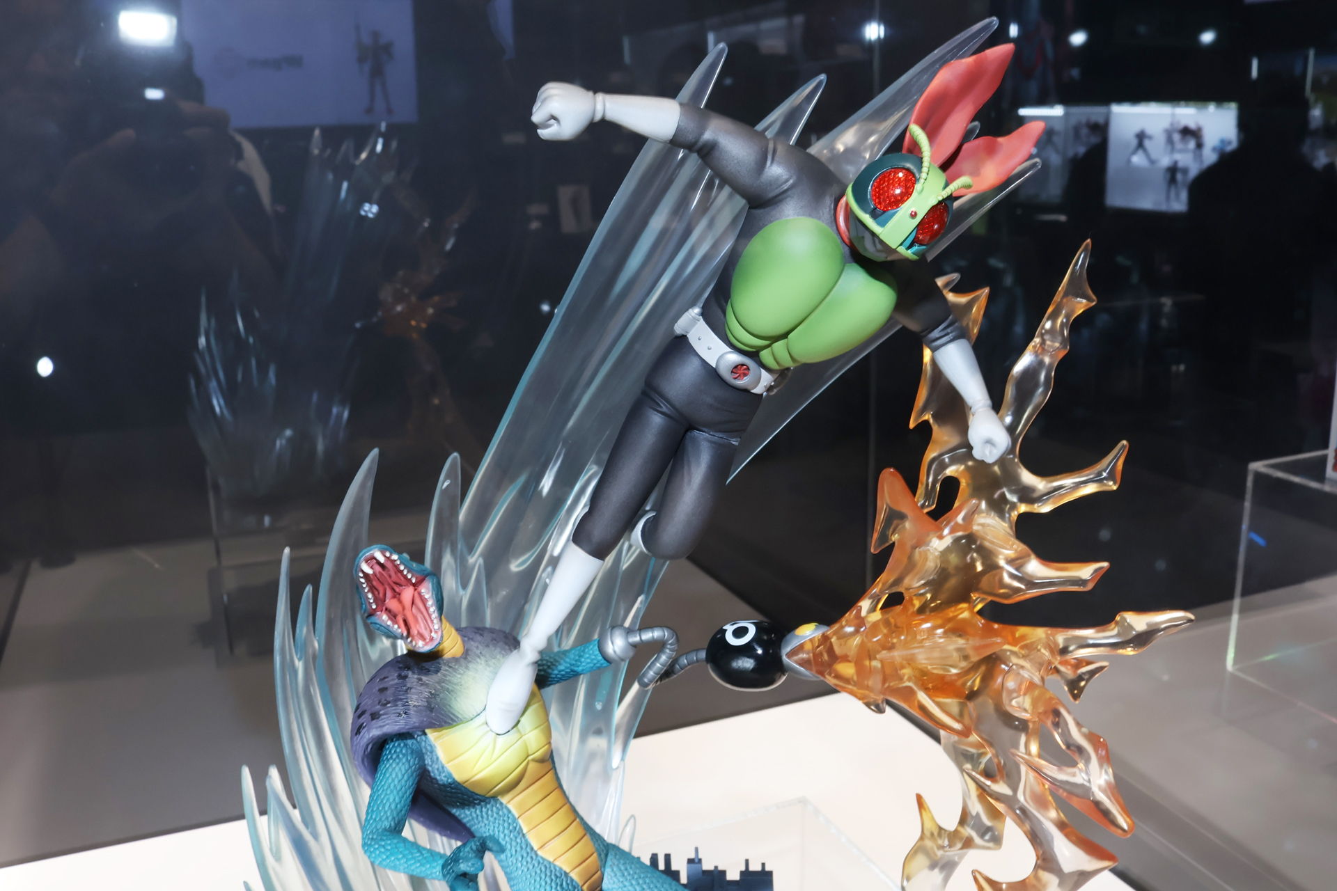 原作の対決シーンを固定ポーズのフィギュアで再現。「フィギュアーツZERO 仮面ライダー対コブラ男」商品化決定！【#魂ネイションズ】