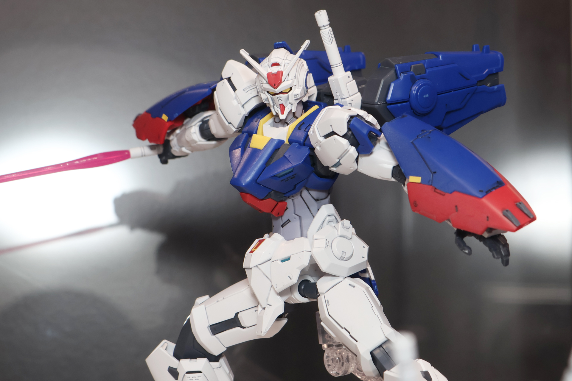 「RG project」のアニメーション作品「機動戦士ガンダムRG XARX-ZERO」に登場する「HG 1/144 ガンダムZERO」が展示中【ガンダムベース撮り下ろし】